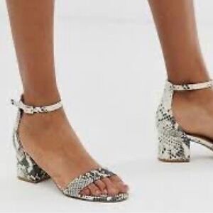 Steve Madden Irenee Snake Print Block Heel Sandals​ size 6 M New
